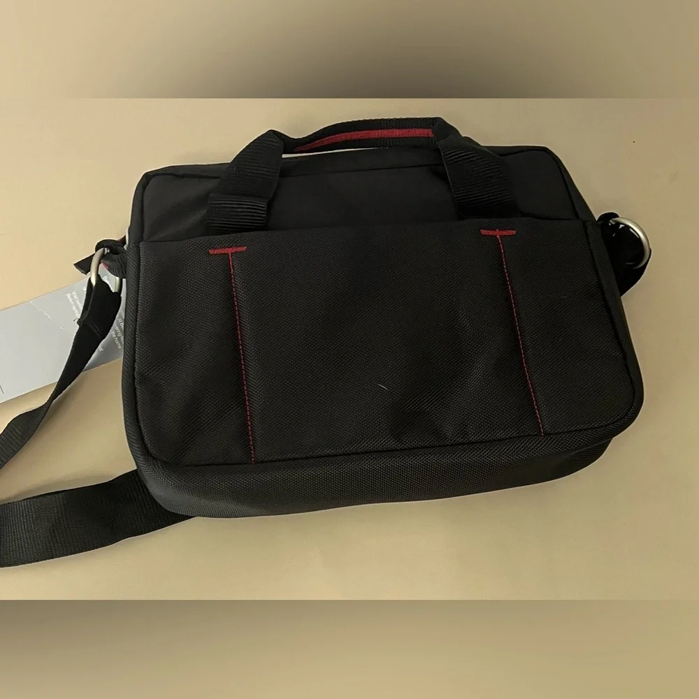 Belkin Top Load messenger laptop bag